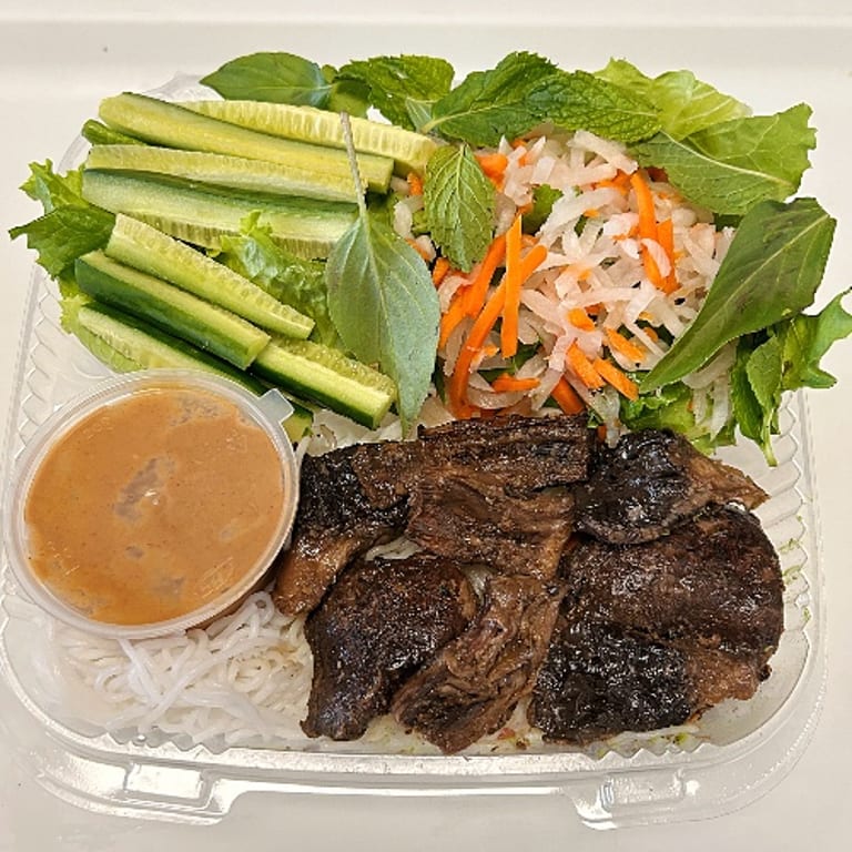 Savor Our Vermicelli Dishes