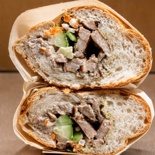 5. Grilled Pork (Thit Nuong)